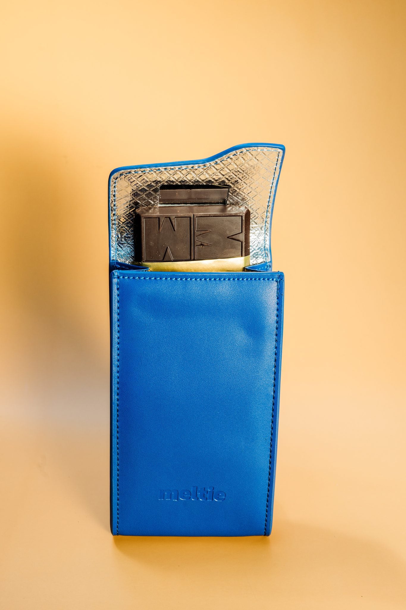 meltie pocket in cobalt blue leather