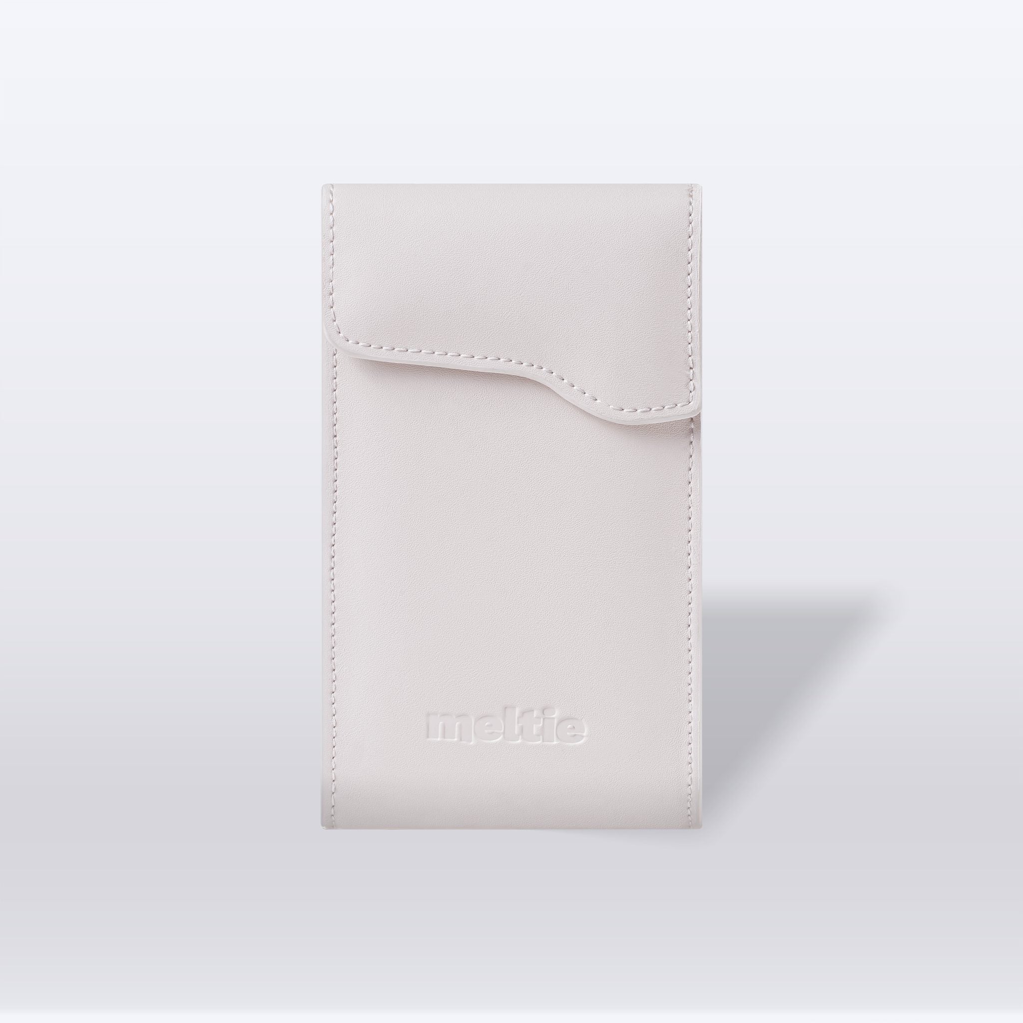 meltie pocket in ivory leather